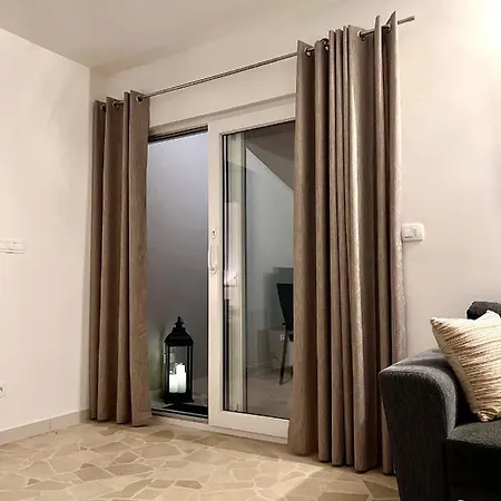 Kuca Za Odmor Krk * Krk Town