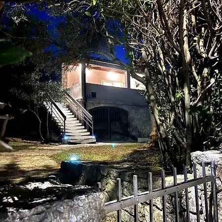 Kuca Za Odmor Krk * Krk Town